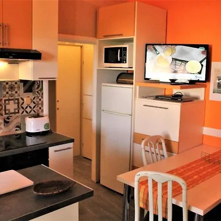 Nice Family Studio With Seaview * Zaton (Zadar)